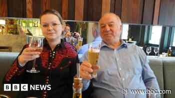 Police told 'no ex-spy' in Novichok poisoning area