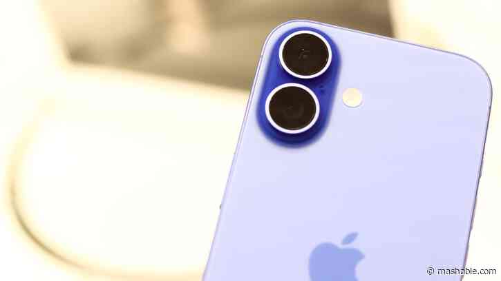 Apple's new iPhone update is locking law enforcement out of phones