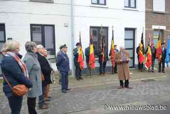 Nederename herdenkt verzetsstrijder Robert De Preester met struikelsteen: “Hij streed tegen naziregime voor onze vrijheid”