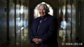 Family, friends, dignitaries honour the life of Murray Sinclair at memorial service