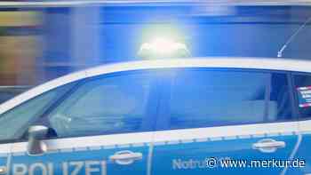 Münchnerin kracht mit Mercedes durch Hauswand: 400.000 Euro Schaden