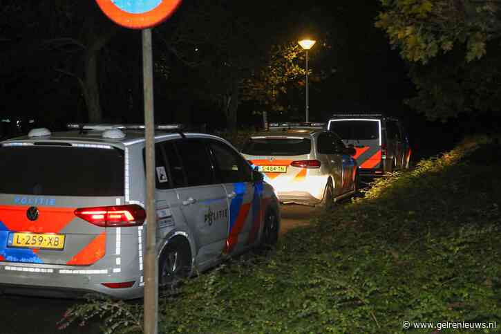 Politie onderzoekt mogelijke steekpartij op terrein basisschool