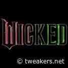 Speelgoedfabrikant biedt excuses aan voor pornolink op doos van Wicked-poppen