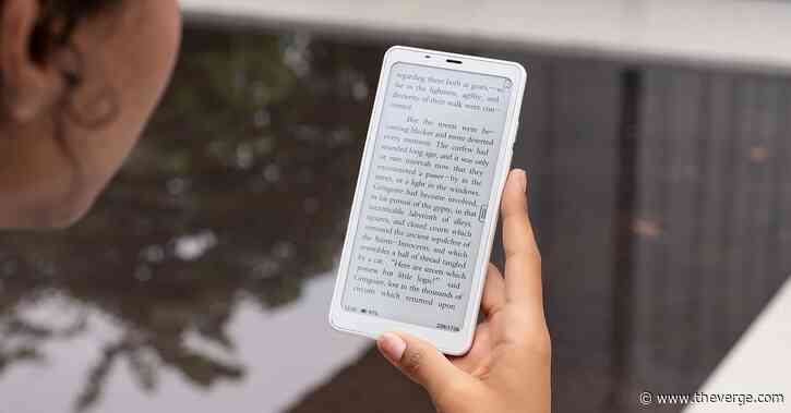The Boox Palma e-reader is down to a new low price for Verge readers