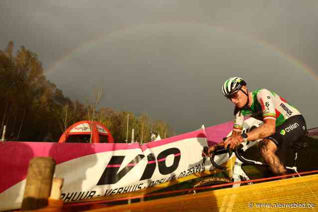 Joran Wyseure leider af door lekke band