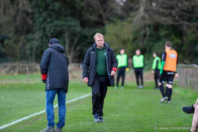 Ineens zit ex-speler van KV Mechelen Björn Vleminckx als T1 in dug-out van Oppuurs en wint met 0-7: “Hoofdcoach worden? Nu niet en later ook niet”