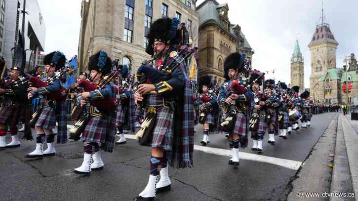 'I get goosebumps': Canadians across the country mark Remembrance Day