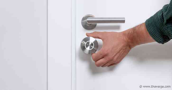 This tiny smart lock promises to unlock your door in under two seconds