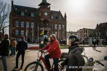 Federale politie doet huiszoeking in stadhuis van Knokke-Heist: “Nasleep van audits en dossiers uit het verleden”