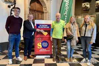 Winnaar tekenwedstrijd vaart mee met Sinterklaas