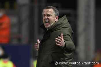 Ex-coach Genk en Anderlecht John van den Brom stond op het punt terug te keren naar België, maar bedacht zich om opvallende reden