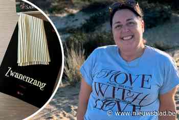 Advocate Sara (46) hangt na 22 jaar haar toga aan de haak en begint carrière als schrijfster: “Ik ben al bezig aan mijn derde boek”