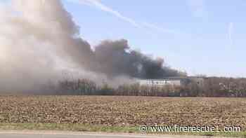 15 FDs battle burning scrap piles at Ill. recycling plant