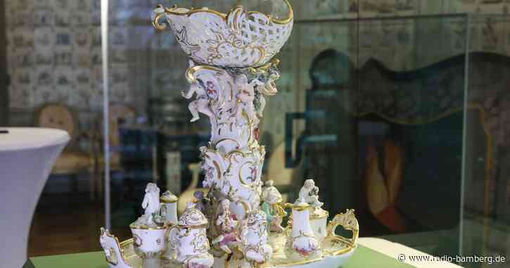 Historischer Tafelaufsatz zurück in Ansbacher Residenz