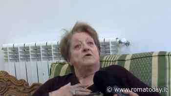 La storia di Teresa, l'anziana abbandonata negli uffici del comune: "Rivoglio la mia vita e i miei soldi"