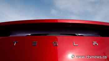 'You couldn't open the door': Concerns over awareness of and access to Tesla emergency latch after 4 killed in Toronto, 5 killed in Wisconsin