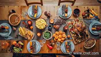 A Catering Chef Shares 6 Tips for Feeding a Crowd on Thanksgiving