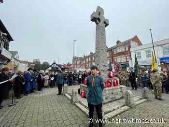 Edgware pays tribute on Remembrance Sunday