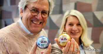 Die Lions sammeln in Hannover mit himmlischen Weihnachtskugeln Spenden für den guten Zweck