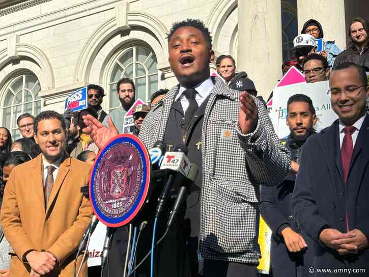 City Council votes to relieve renters from paying broker fees with veto-proof majority