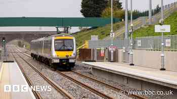 Stations could shut on part of East West Rail line