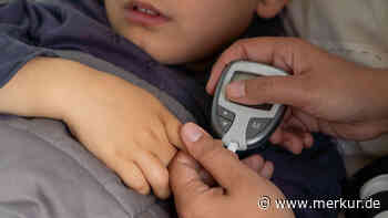 Diabetes bei Kindern: Diese Warnzeichen sollten Eltern kennen