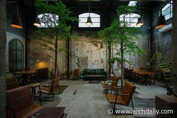 Tan Coffee / Son Studio