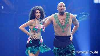 Soost trampelt auf ihren Fuß: Ekaterina Leonova verletzt sich bei "Let's Dance"-Show