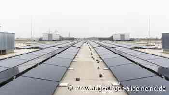 Messe stattet Dächer mit Photovoltaik aus