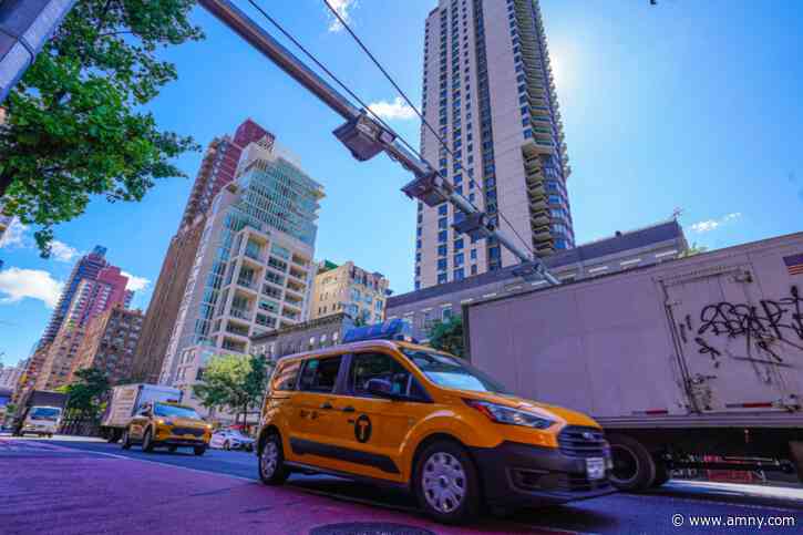 Congestion pricing officially revived after five-month pause, at a 40% discount, Hochul says