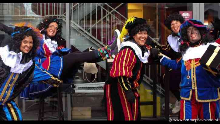 Dronten - Sinterklaas in Dronten: brassband, klimparcours en glutenvrije pieten