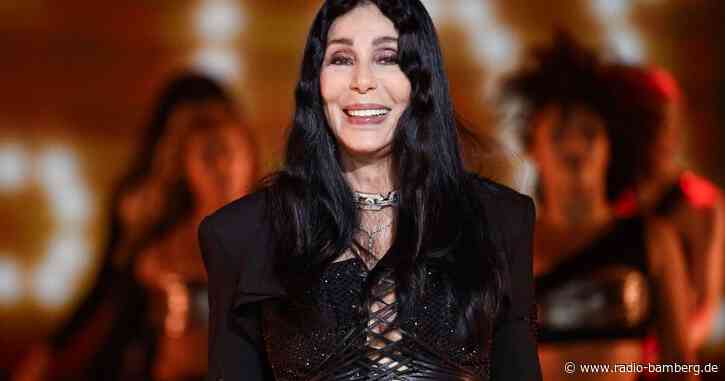 Cher veröffentlicht Weihnachtssong mit Giovanni Zarrella