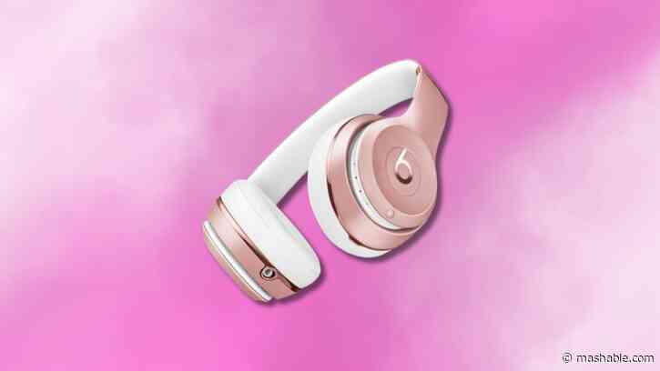 Get a heavy discount on the Beats Solo 3 at Walmart