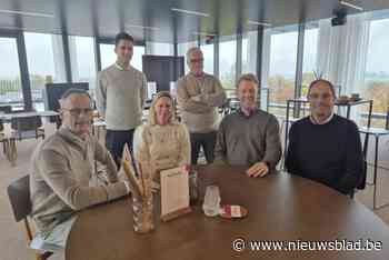 In deze indrukwekkende rooftopbar kan je niet alleen netwerken maar ook van cultuur komen proeven