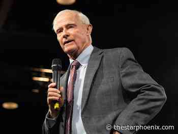 Former NHL coach Dave King returns home, bestowed with hockey Huskies' award of recognition