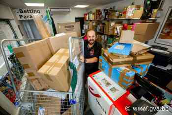 Afhaalpunten verzuipen en vragen om pakjes sneller af te halen: “We zijn het pakjeshuis van Sinterklaas niet”
