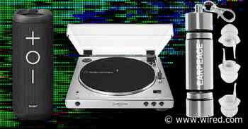 32 Delightful Gift Ideas for Music Lovers and Audiophiles