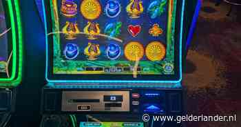 Man wil een hypotheek afsluiten voor nieuw huis, later op de dag wint hij 1.3 miljoen euro in het casino