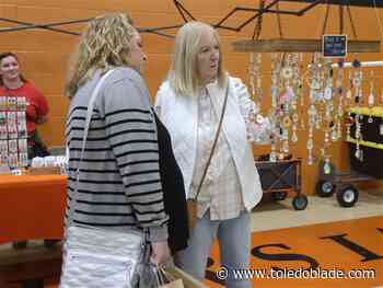 Photo Gallery: Tree City Market Holiday Bazaar at Lourdes University