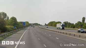 Driver dies in five-vehicle motorway crash