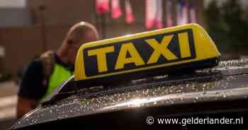 Slachtoffer had veertien botbreuken: rijontzegging en taakstraf voor roekeloze taxichauffeur die motorrijder aanreed