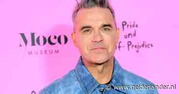 Robbie Williams haalt uit naar voormalige manager na documentaire: ‘Ik houd van je, maar mag je niet’