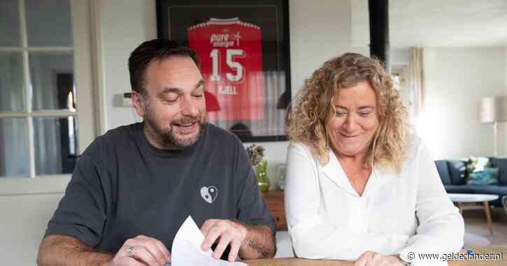 ‘Wat heeft Kjell nou weer uitgespookt?’ vraagt zijn vader aan de agenten, nog niet wetende wat er zojuist is gebeurd