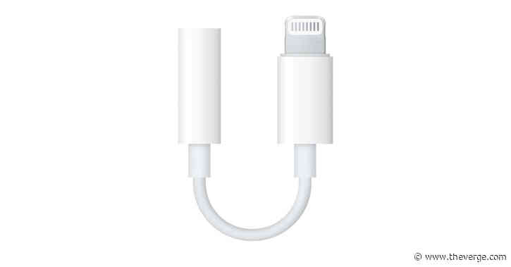Apple’s Lightning-to-3.5mm headphone adapter may be going away