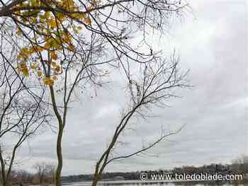 Maumee officials search for source of fuel spill into river