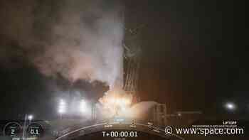 SpaceX launches 20 Starlink satellites from California (photos)