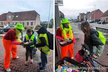 De fluobrigade houdt de straten rond De Regenboog extra veilig in de donkere winterdagen