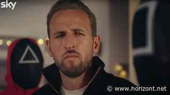Weihnachtskampagne: Warum es Harry Kane für Sky mit den Squid-Game-Wächtern aufnimmt