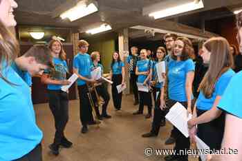 Harmonie brengt hulde aan oorlogshelden en Glenn Miller