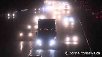 Pedestrian struck on Highway 400 in Barrie